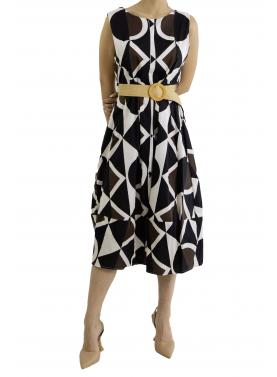 Vestito lungo smanicato con cintura